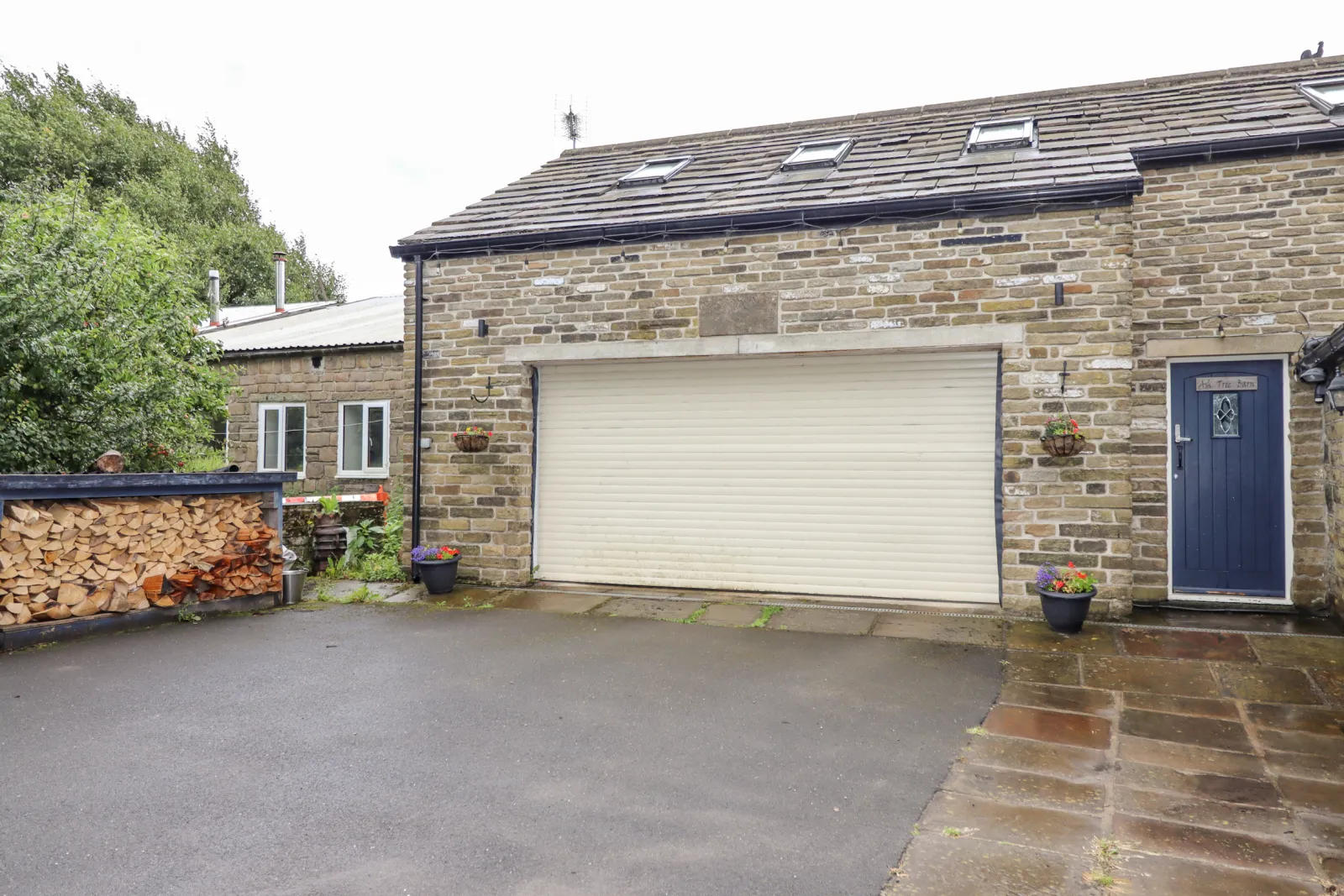 Property image 2 for SC918034