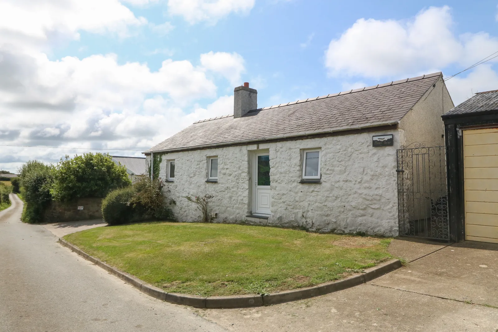 Property image 2 for SC921247