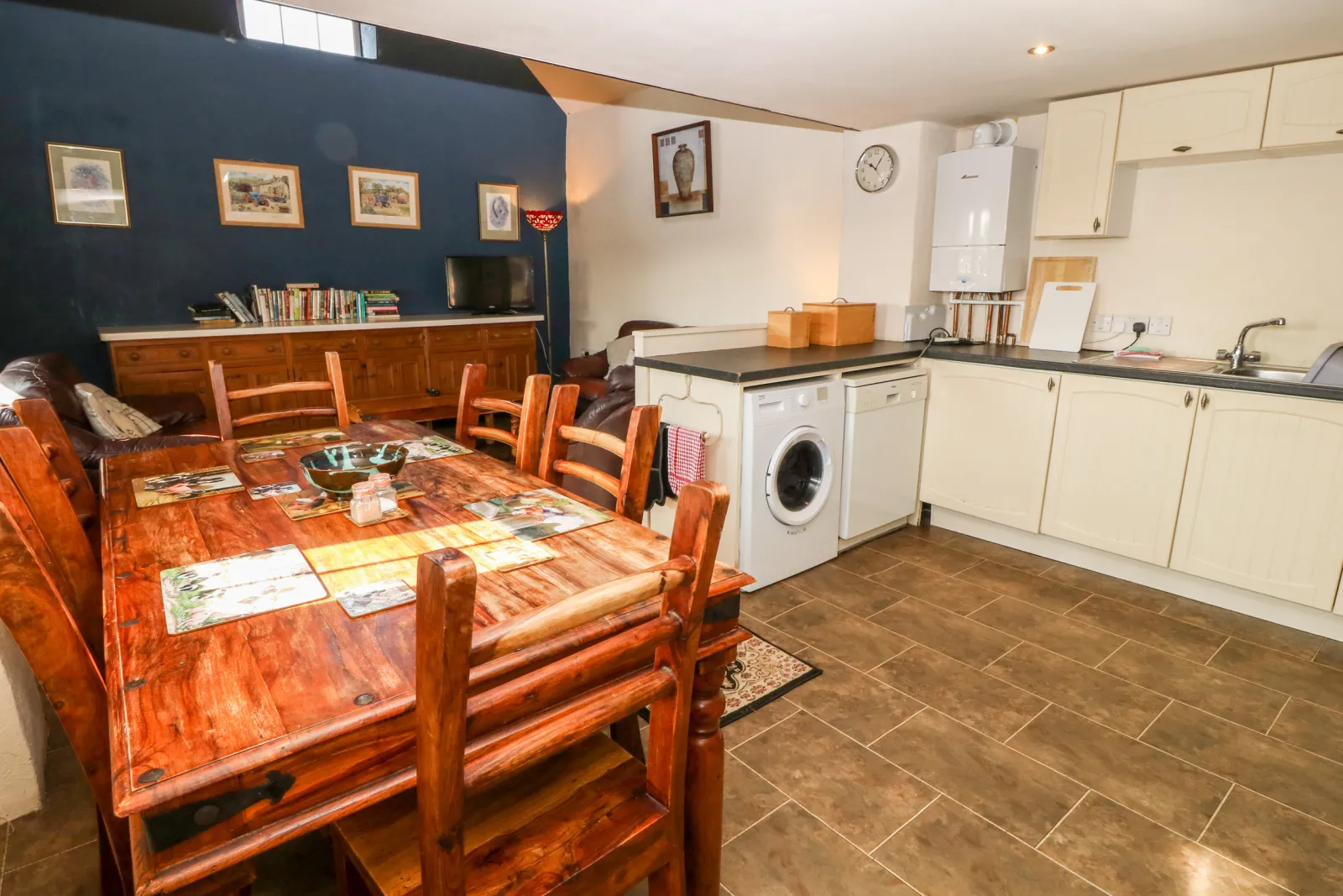 Property image 4 for SC921643