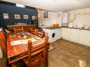 Property image 4 for SC921643