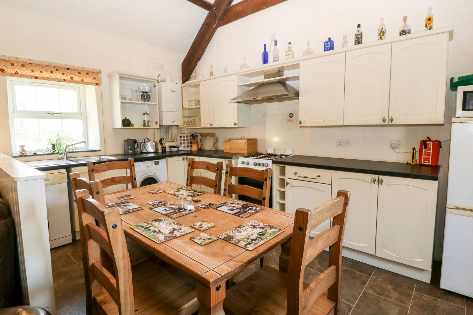 Property image 6 for SC921645