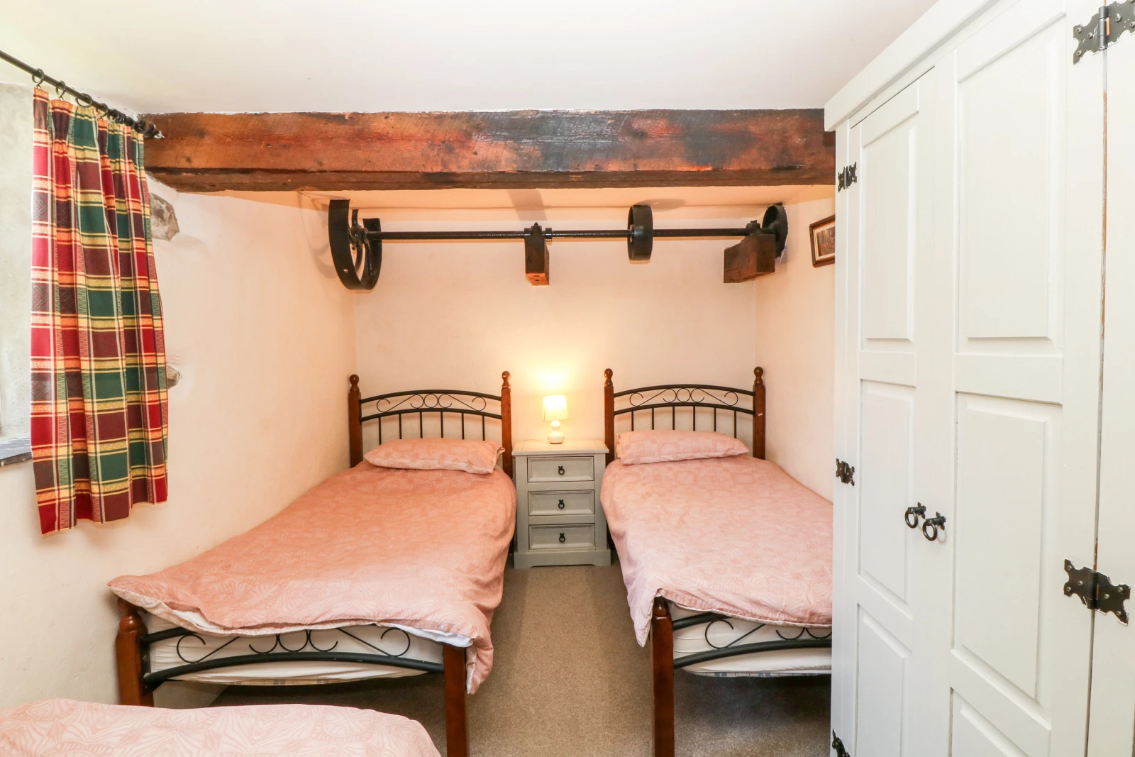 Property image 8 for SC921645