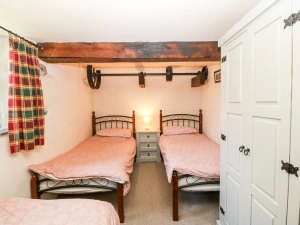 Property image 8 for SC921645