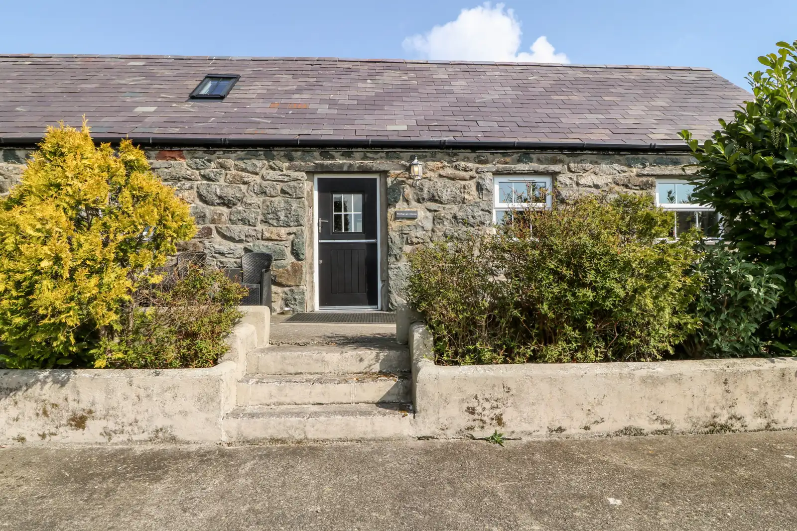 Property image 2 for SC921646
