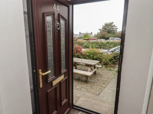 Property image 3 for SC921780