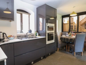 Property image 9 for SC921785