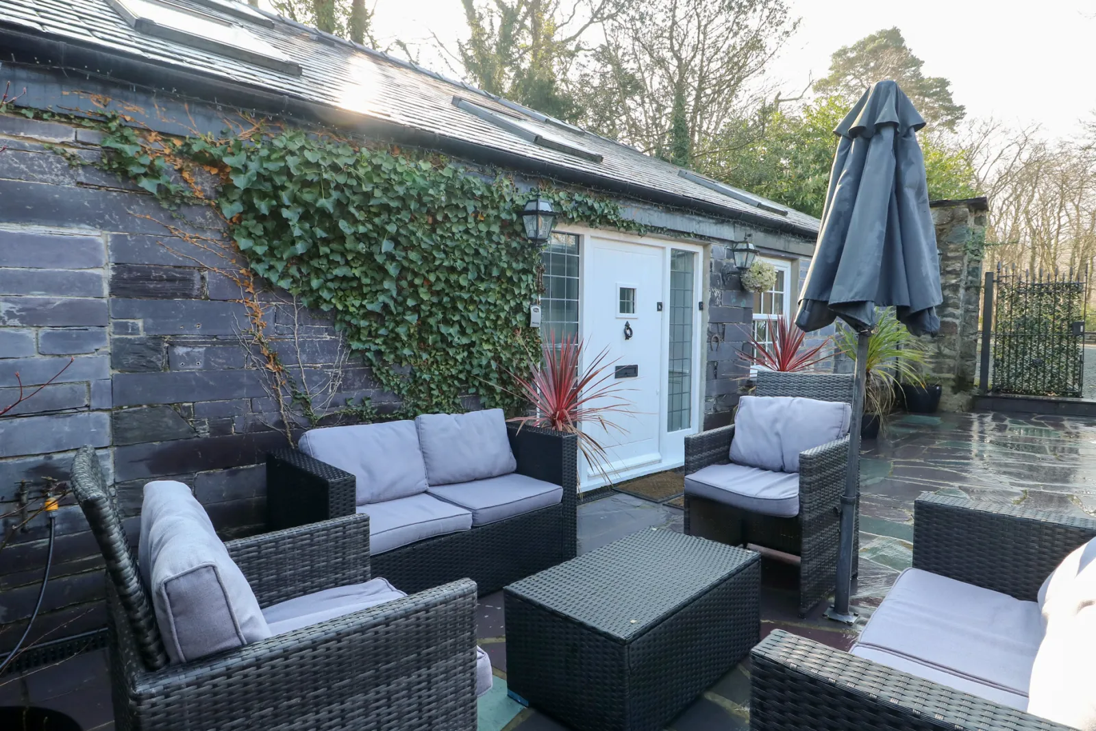 Property image 2 for SC921922