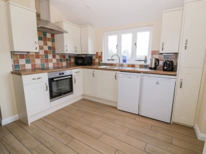 Property image 9 for SC921968