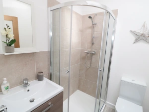 Property image 9 for SC923805