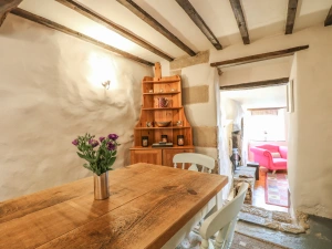 Holly Cottage