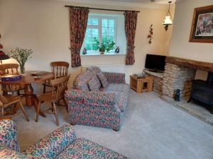 Magpie Cottage