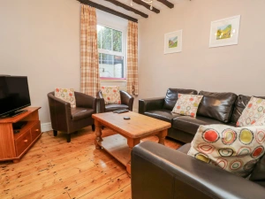 Property image 3 for SC928580