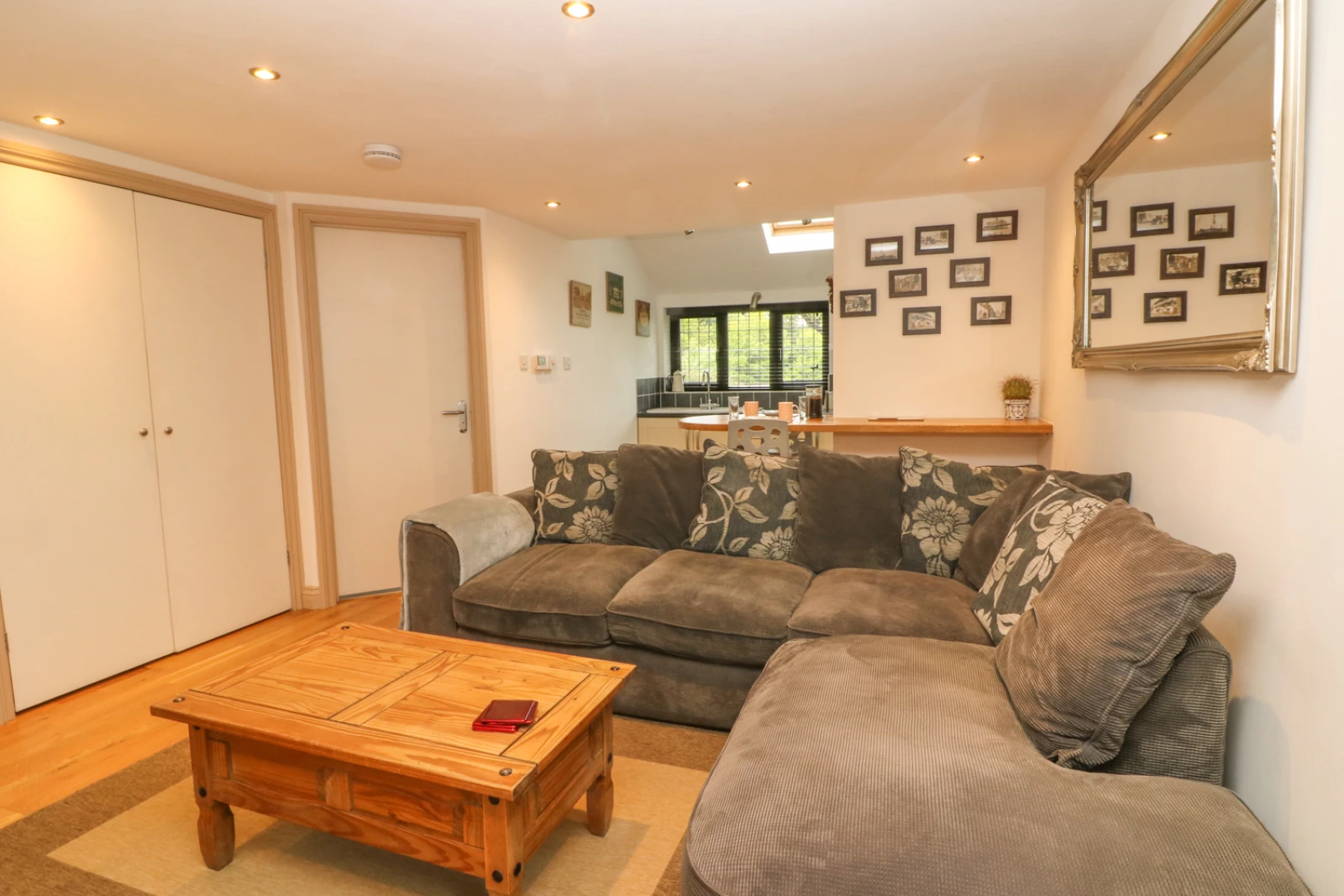 Property image 4 for SC932577