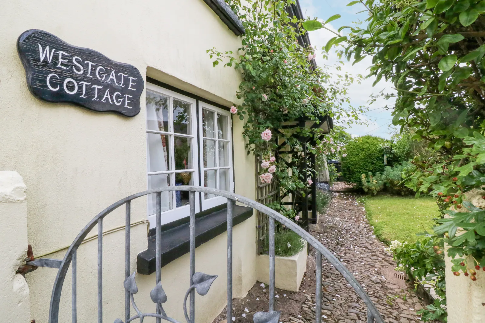 Property image 2 for SC949659