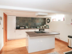 Property image 8 for SC955358