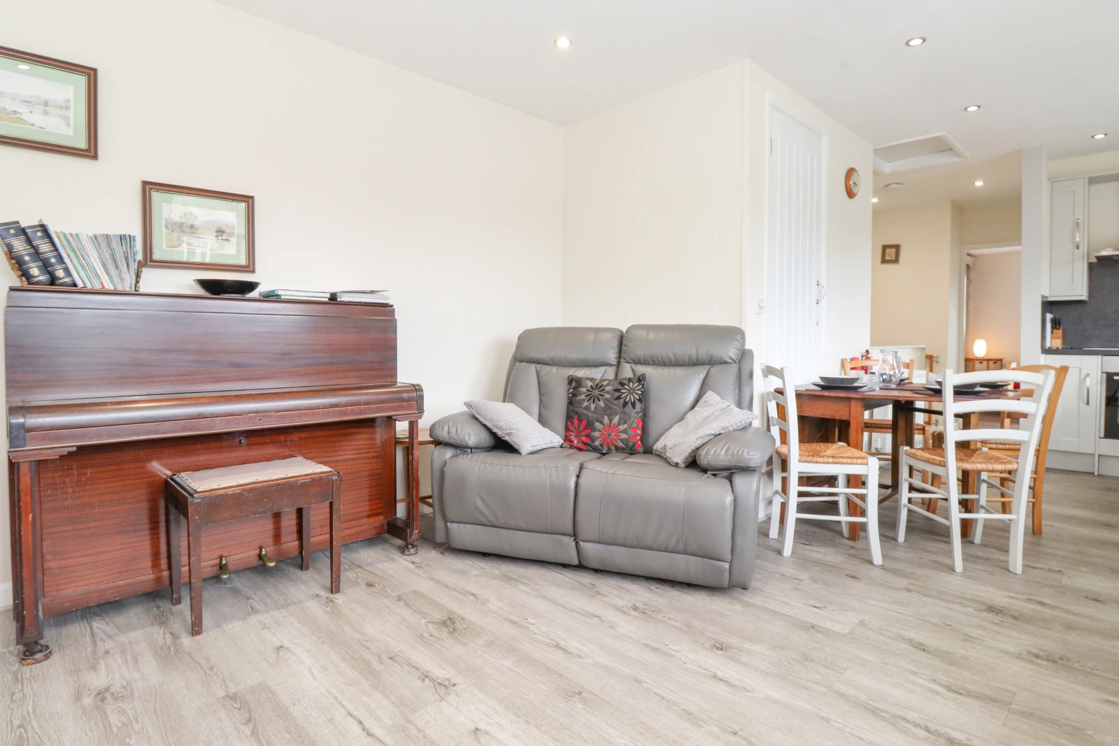 Property image 6 for SC956372