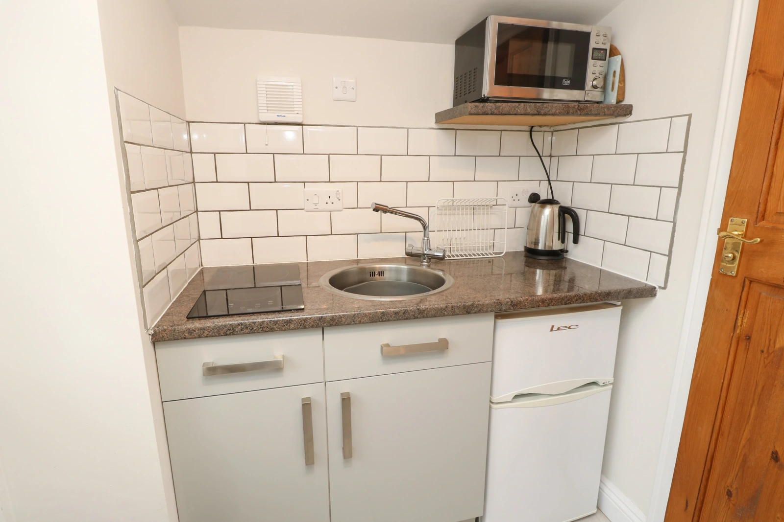 Property image 8 for SC960236