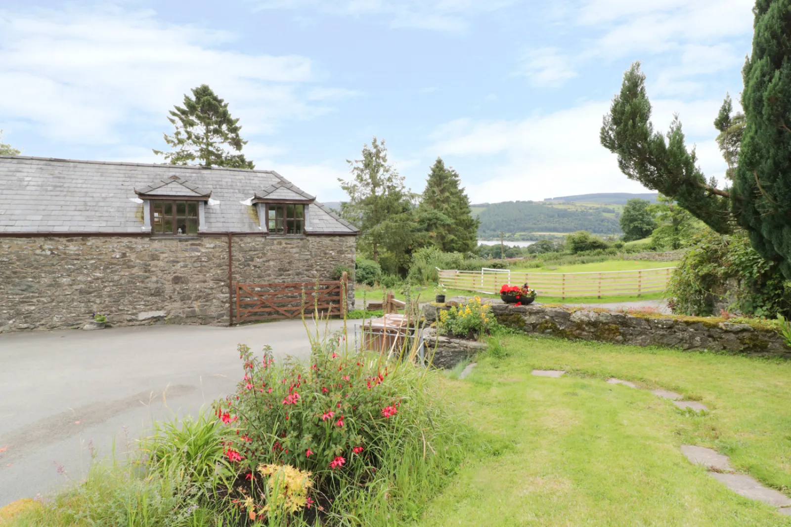 Property image 2 for SC962625