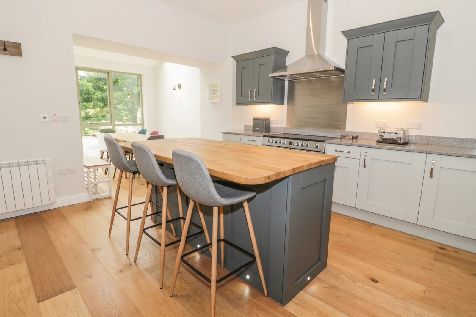 Property image 4 for SC966830