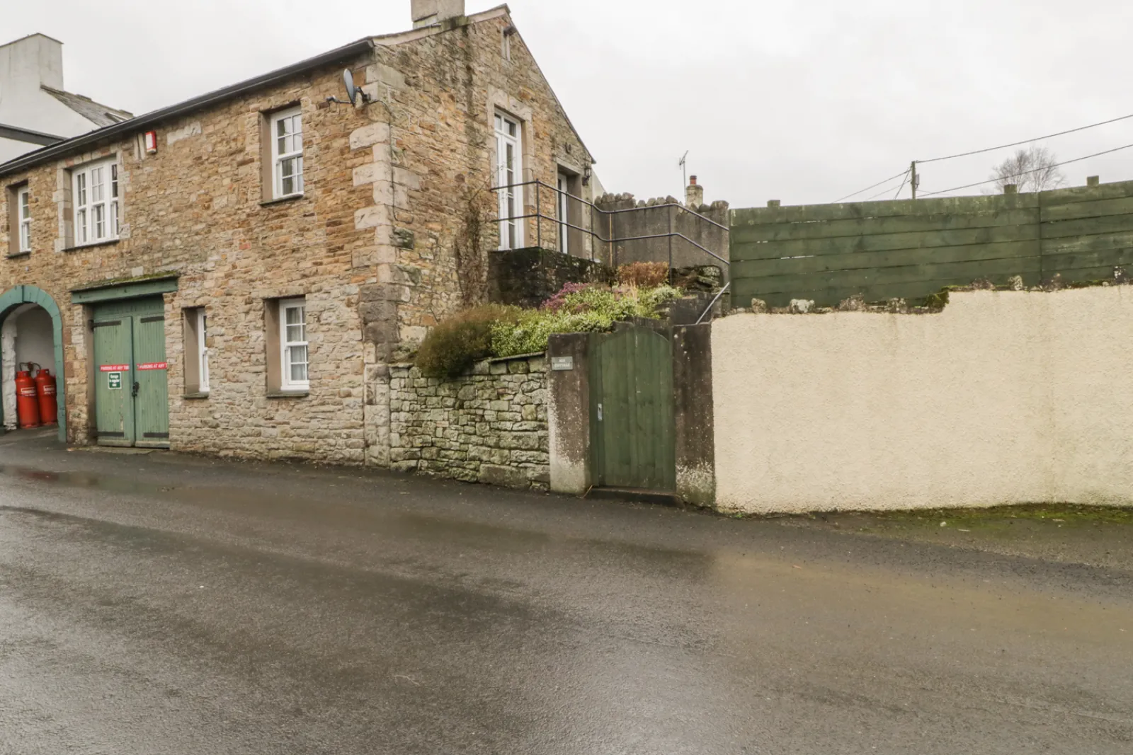 Property image 1 for SC972284