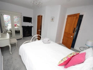 Property image 8 for SC972571