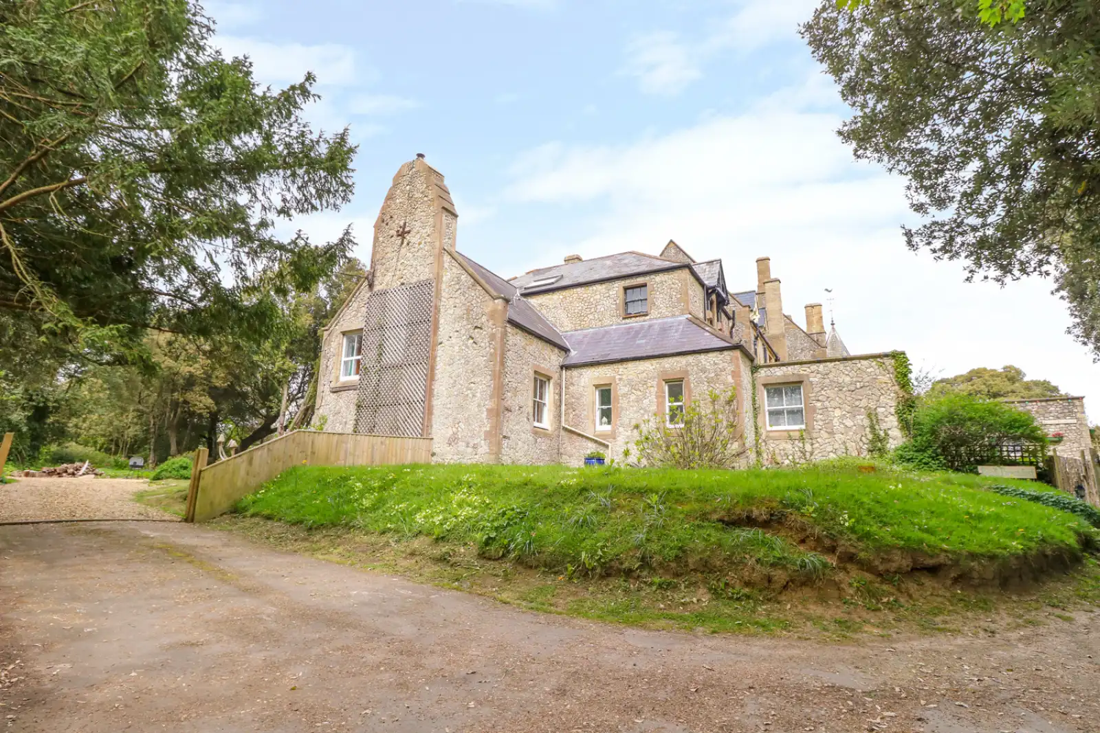 Property image 2 for SC972940