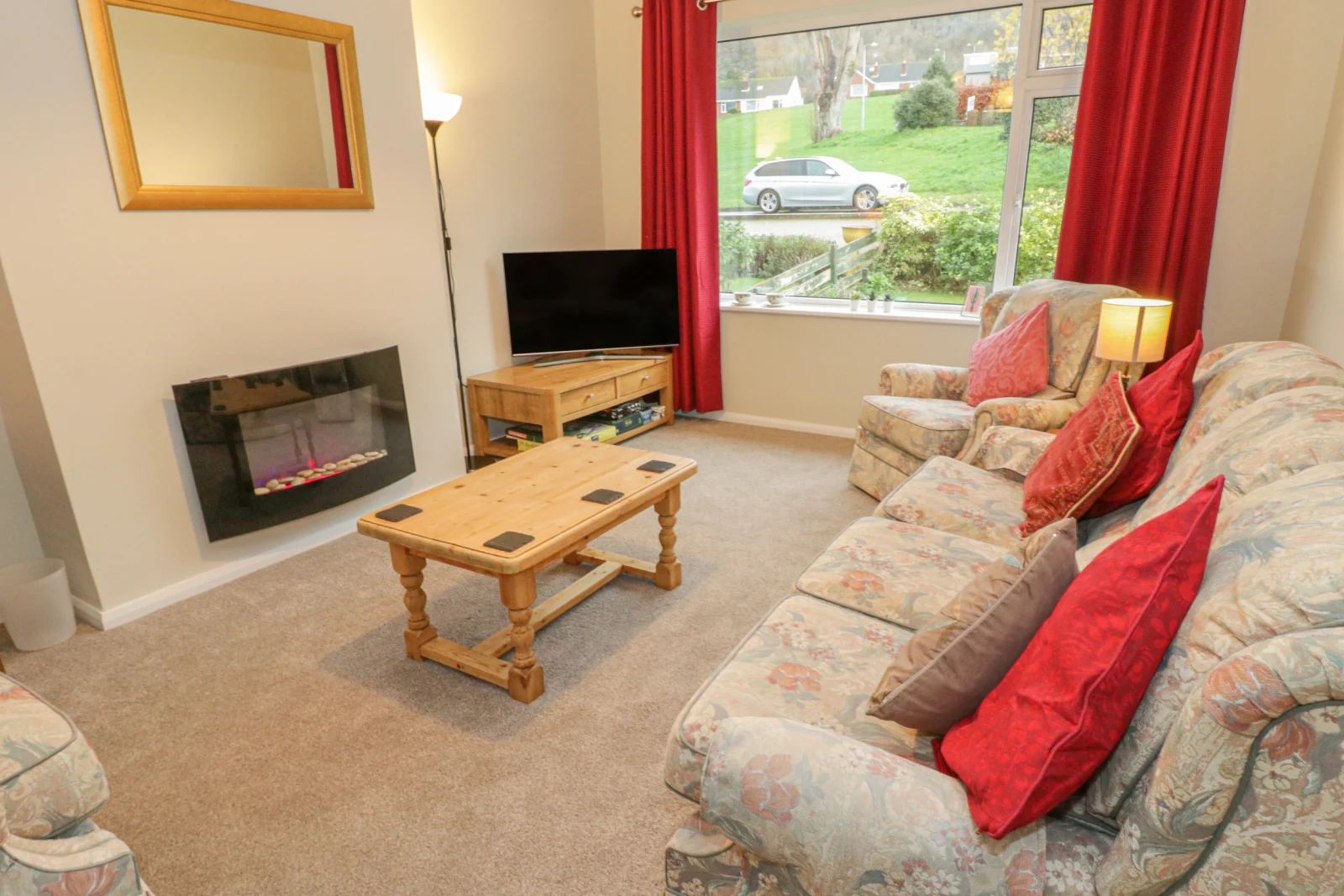 Property image 2 for SC974403
