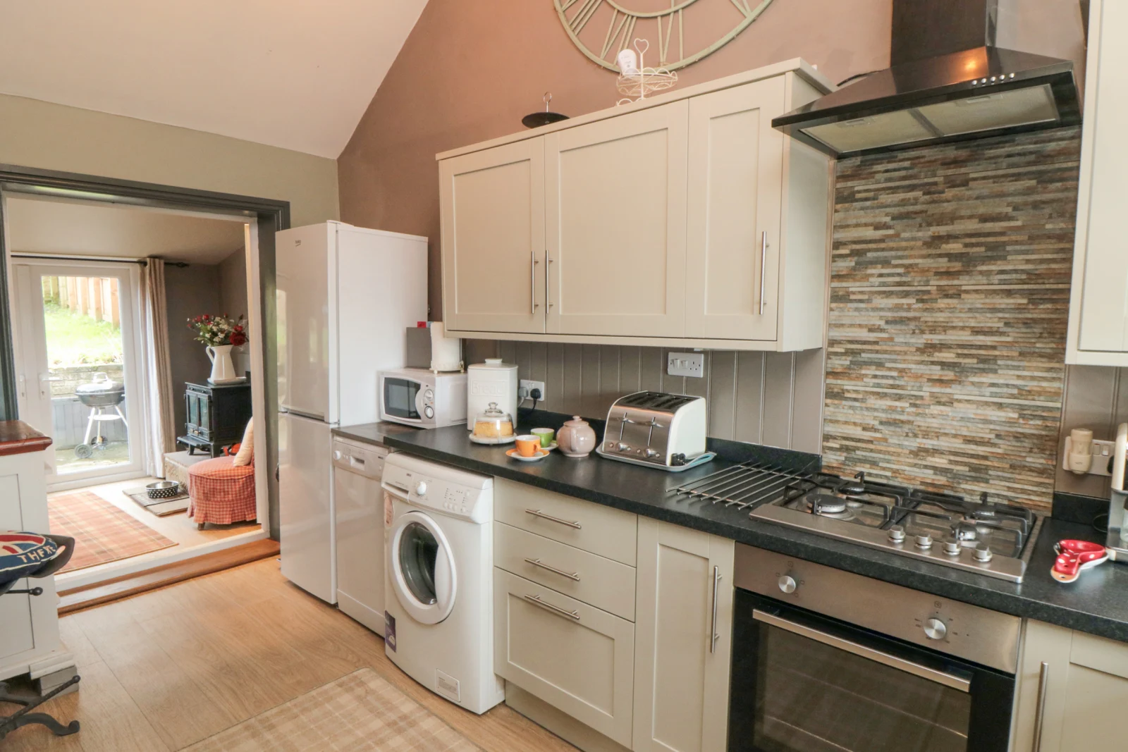 Property image 9 for SC974428