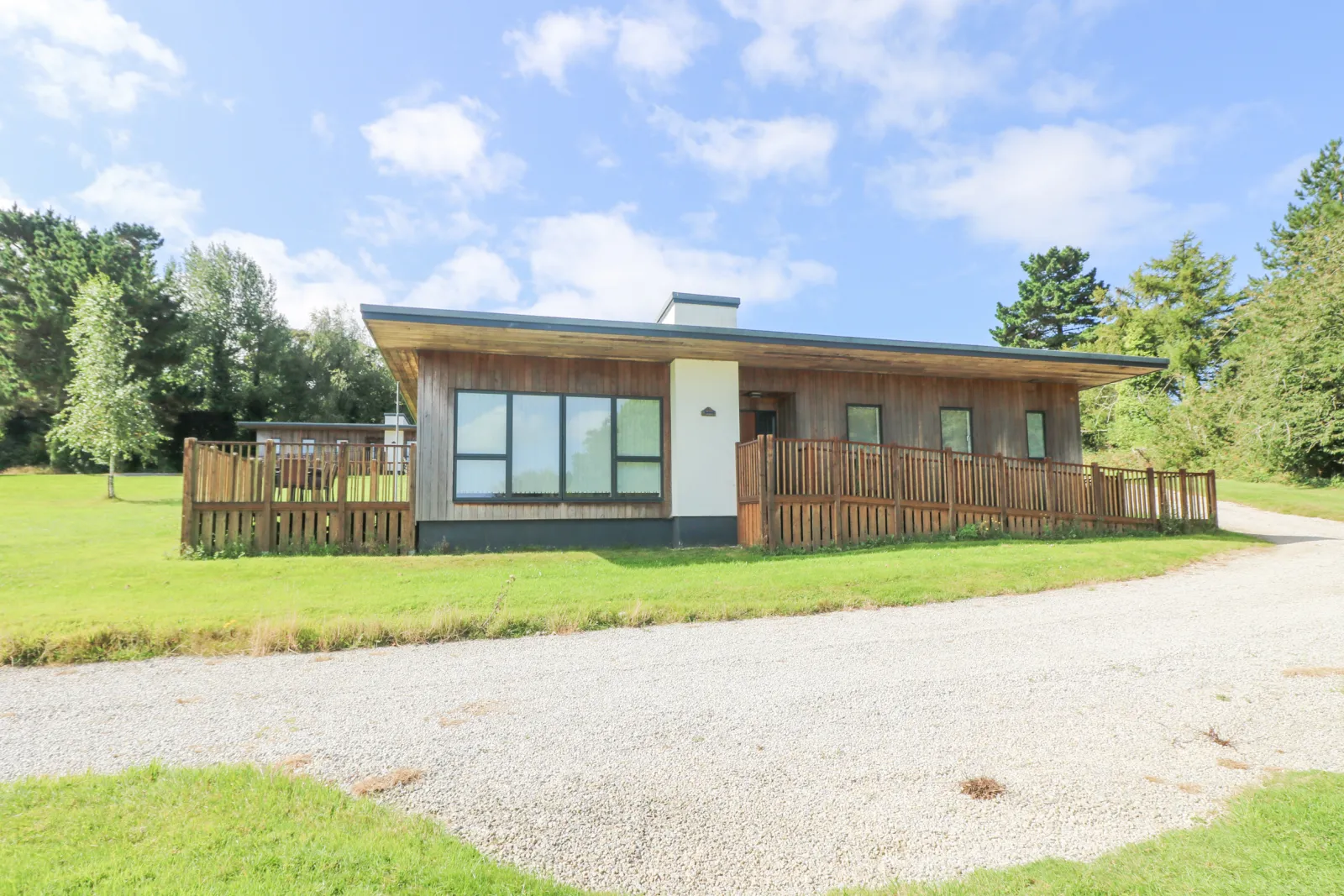 Property image 2 for SC975178