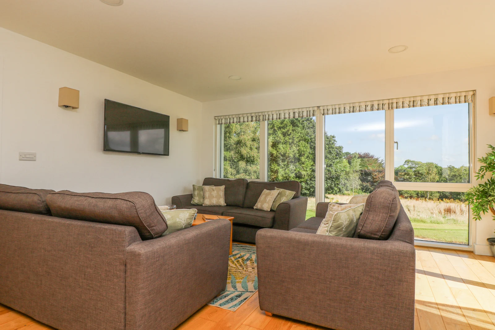 Property image 6 for SC975178