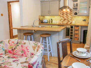 Property image 4 for SC975453