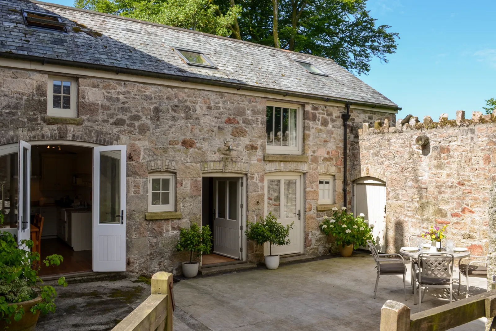 Property image 1 for SC975801