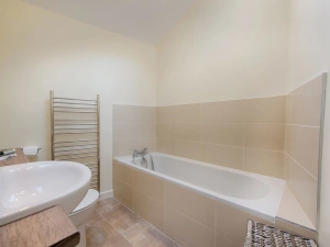 Property image 5 for SC976233