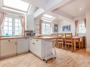 Property image 8 for SC976278
