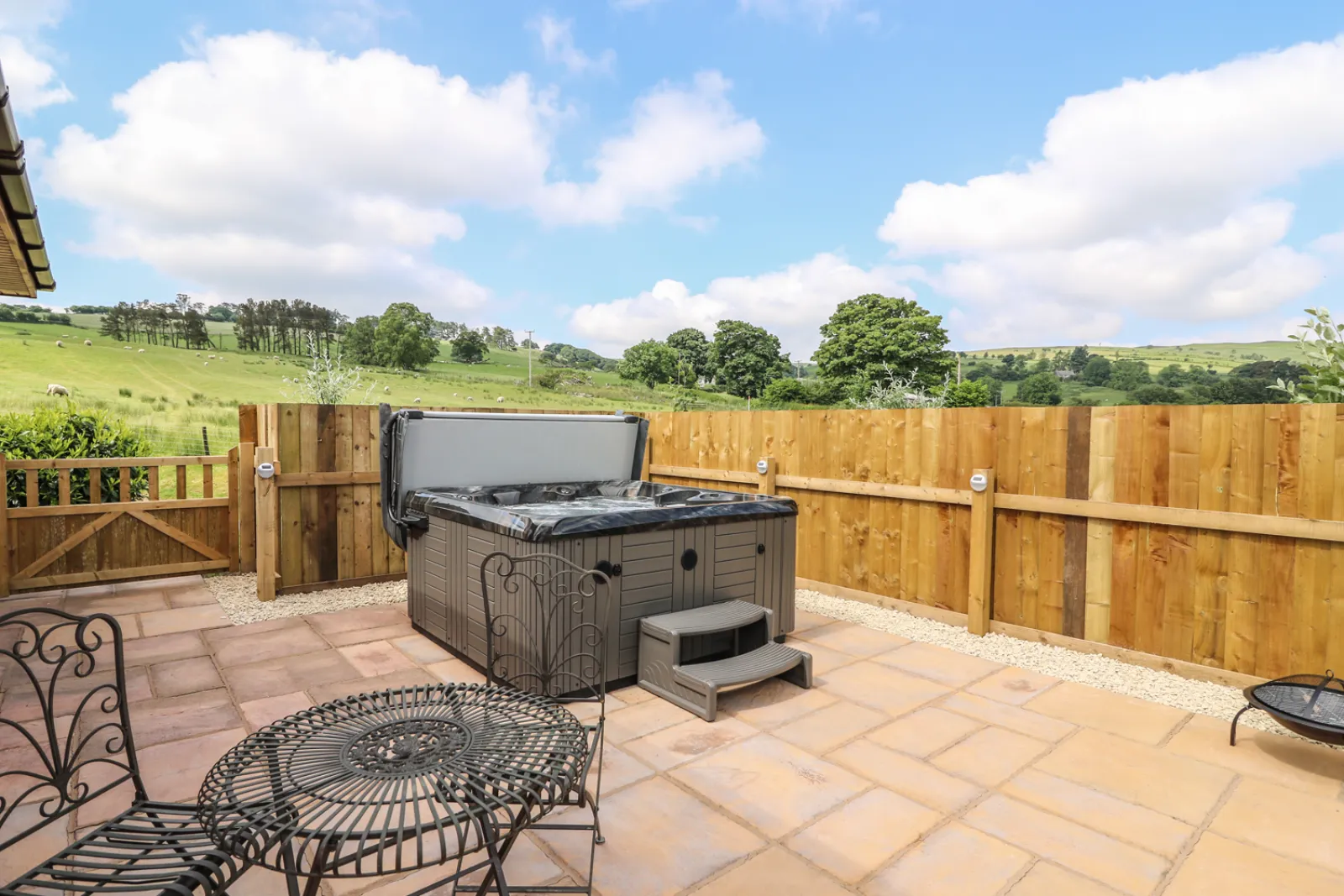 Property image 2 for SC977099