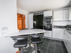 Property image 9 for SC977182