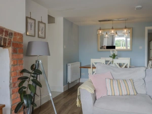 Property image 6 for SC977681