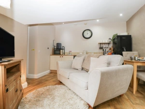 Property image 4 for SC983095