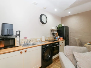 Property image 6 for SC983095
