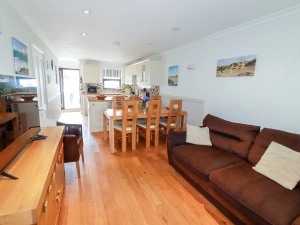 Property image 2 for SC983159