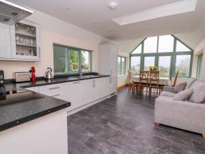 Property image 4 for SC986563