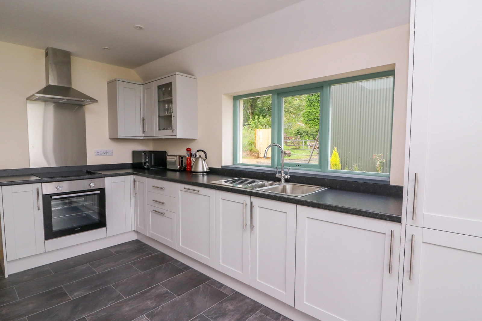 Property image 5 for SC986563
