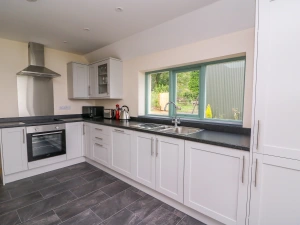 Property image 5 for SC986563