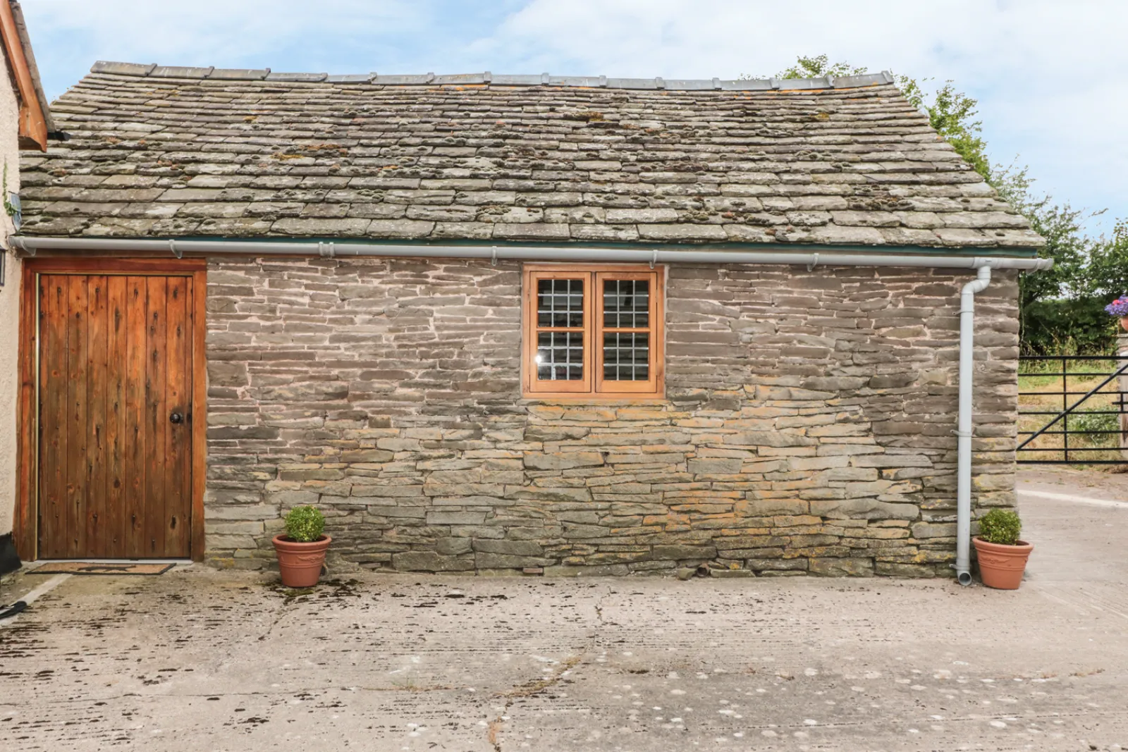 Property image 2 for SC987898
