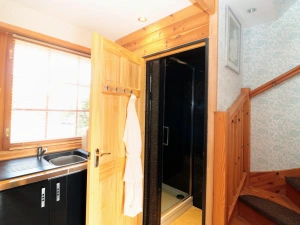 Property image 8 for SC988157