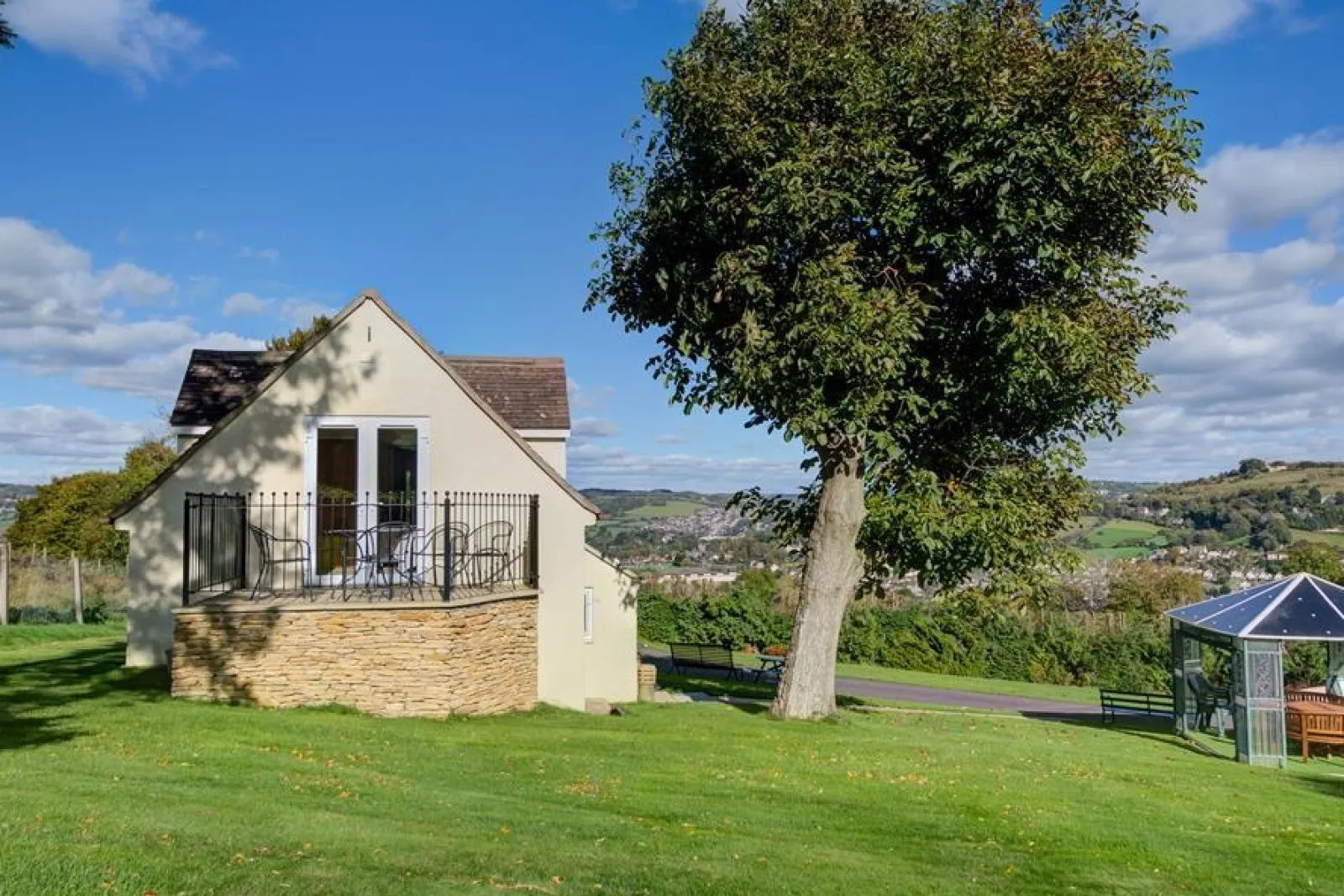 Property image 2 for SC988646