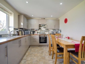 Property image 4 for SC988646