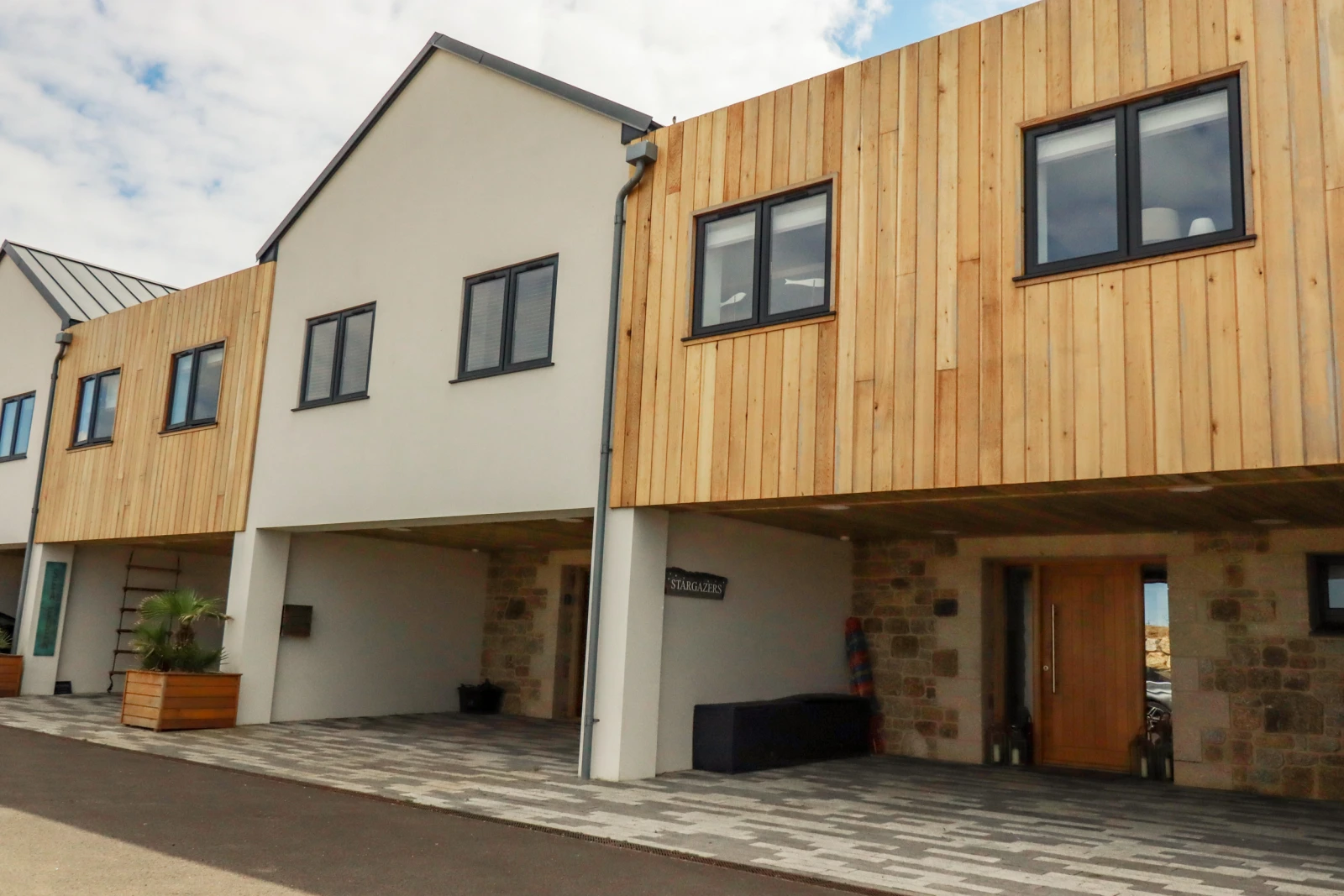 Property image 1 for SC990923