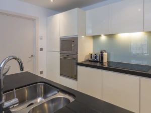 Property image 8 for SC995180