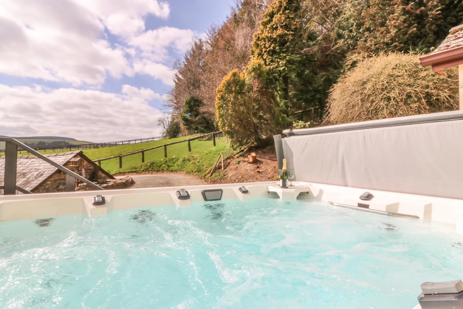 Property image 2 for SC996559